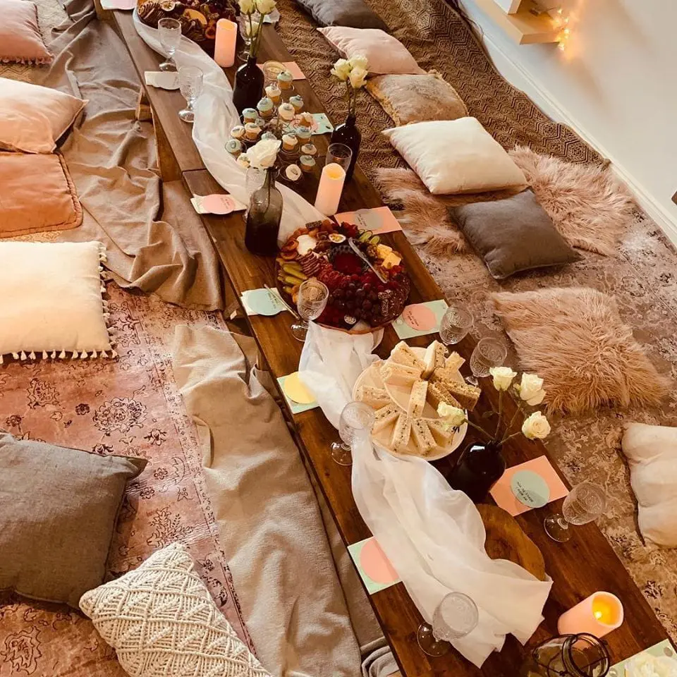 best indoor picnics