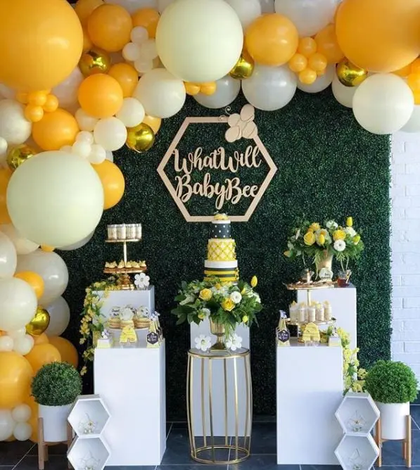 what will baby bee gender reveal party