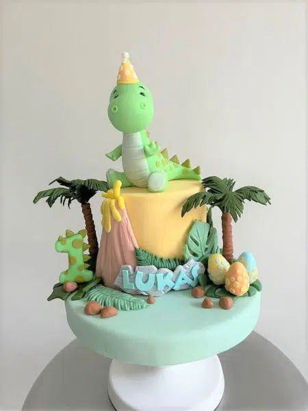cute dinosaur cake ideas